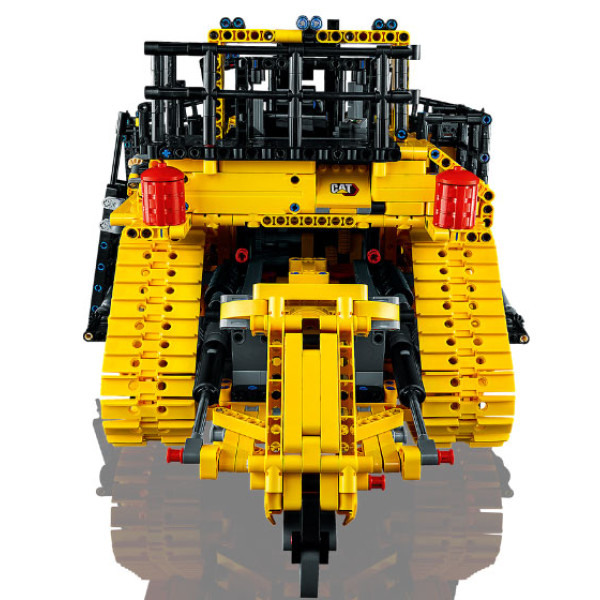 Конструктор LEGO Technic 42131 Бульдозер Cat D11 с ДУ