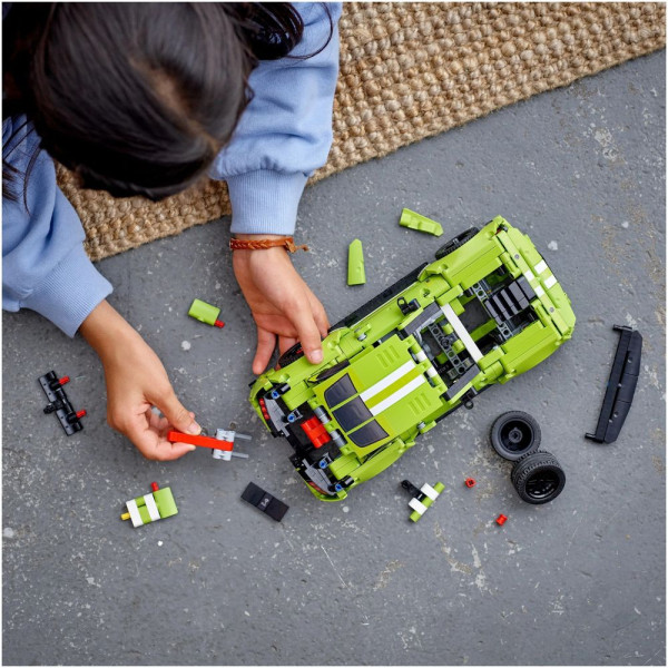 Конструктор LEGO Technic 42138 Ford Mustang Shelby GT500